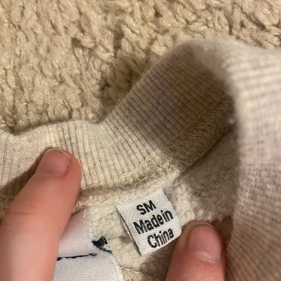 Maruchan Instant Lunch sweatshirt - Picture 2 of 2